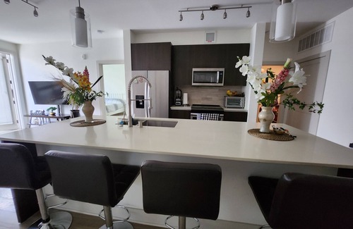 Grantville Apartment | 10 minutes from downtown! spacious apartment in a privileged area