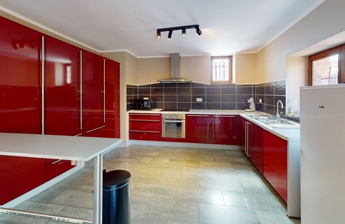 Mons House | 10 minutes from the center of Mons and 20 minutes from the Pairi Daiza park.