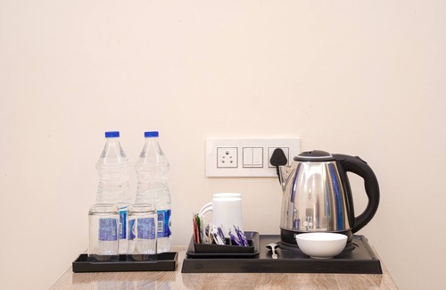 Greater Noida House | 10 minutes to Jim Corbett National Park ! Walk in River side !Pet Friendly