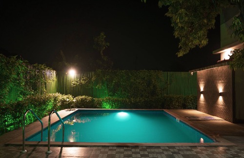 Greater Noida House | 10 minutes to Jim Corbett National Park ! Walk in River side !Pet Friendly
