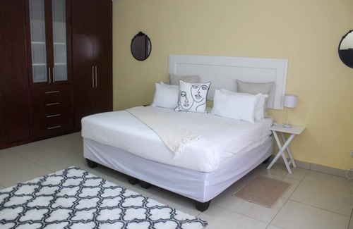 Burgersfort Bed & Breakfast | 10 minutes to the shopping mall,