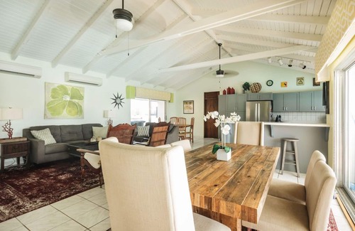 Grapetree Villa | 10% Off January. Book 7 nights+ and save. Paradise Awaits.