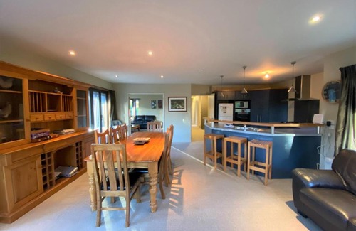 Hanmer Springs House | 10 Tarndale Place