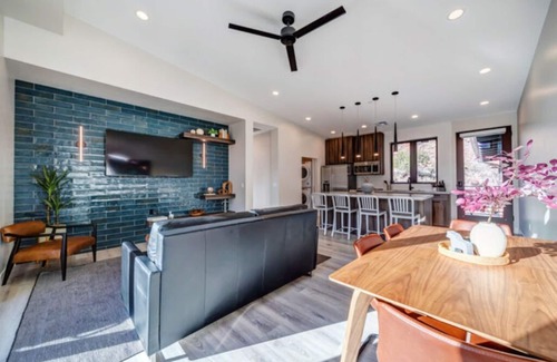 Zion National Park South Entrance Apartment | 100 LaFave-Luxury Suite at Zion: The Sentinel