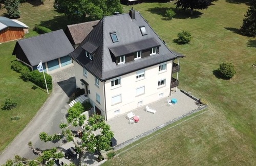Unteruhldingen Apartment | 100 m² Apartment ∙ 3 bedrooms ∙ 6 guests
