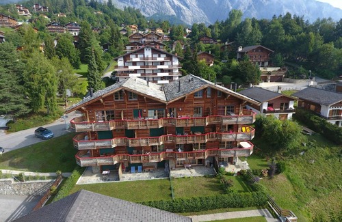 Ovronnaz Apartment | 100 m² Apartment ∙ 3 bedrooms ∙ 6 guests