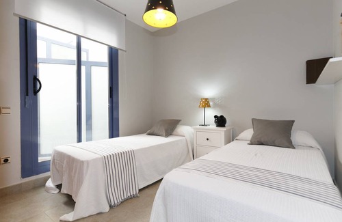Cambrils Apartment | 100 m² Apartment ∙ 3 bedrooms ∙ 7 guests