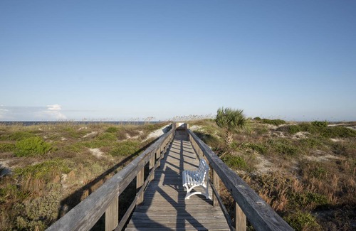 Butler Beach Condo | 100 m² Condo ∙ 3 bedrooms ∙ 8 guests