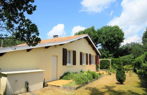 Andernos-les-Bains House | 100 m² House ∙ 3 bedrooms ∙ 6 guests