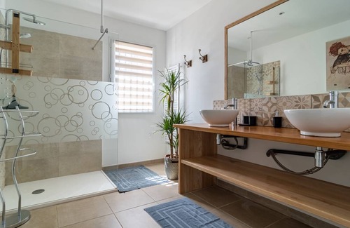Aups House | 100 m² House ∙ 3 bedrooms ∙ 8 guests