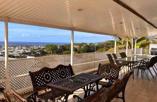 Papeete House | 100 m² House ∙ 4 bedrooms ∙ 9 guests