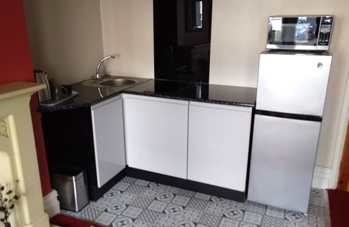 Bispham Apartment | 100 metres from the seafront. Comfortable 1 bed ground floor apartment.