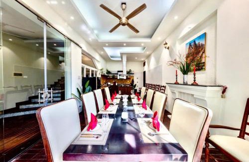 Yen Phu Villa | 1000m2 Private Villa Tay Ho 5min to West Lake 8BR