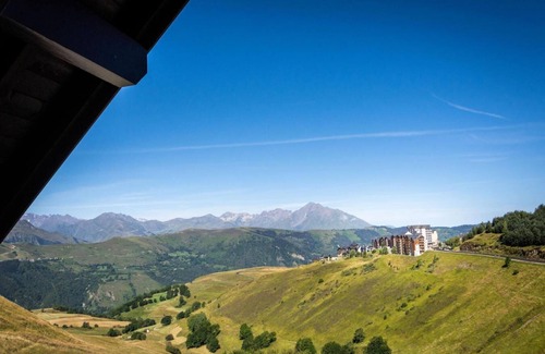 Peyragudes Apartment | 100m from ski slopes, 1st floor, parking, tv, ski locker, 41m², Peyragudes