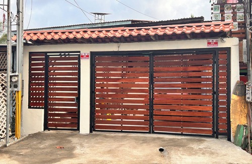 Puerto Viejo de Talamanca Cabin | 101 - Beachfront Cozy Room Down Town Puerto Viejo