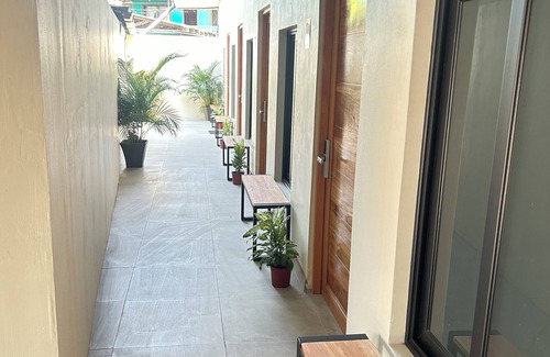 Puerto Viejo de Talamanca Cabin | 101 - Beachfront Cozy Room Down Town Puerto Viejo