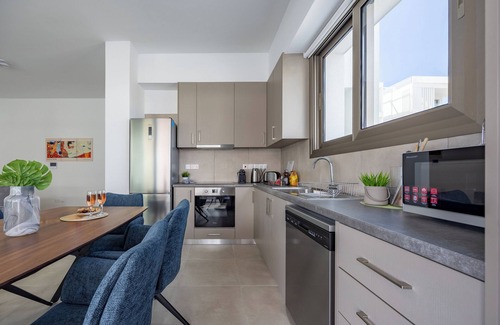 Agios Athanasios Apartment | 103 Mulberry Court- Modern with Large Terrace