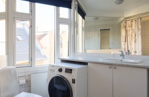 Copenhagen City Centre Apartment | 105 m² Apartment ∙ 2 bedrooms ∙ 6 guests