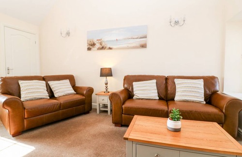 Barmston Cottage | 105 m² Cottage ∙ 2 bedrooms ∙ 4 guests