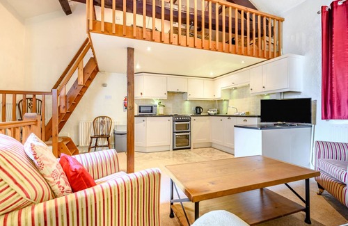 Lindale Cottage | 105 m² Cottage ∙ 2 bedrooms ∙ 4 guests