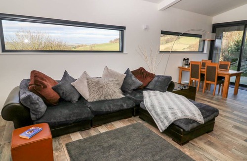 Keighley Cottage | 105 m² Cottage ∙ 2 bedrooms ∙ 4 guests
