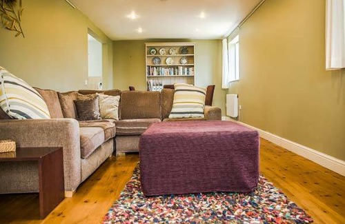 Stanton Drew Cottage | 105 m² Cottage ∙ 2 bedrooms ∙ 4 guests