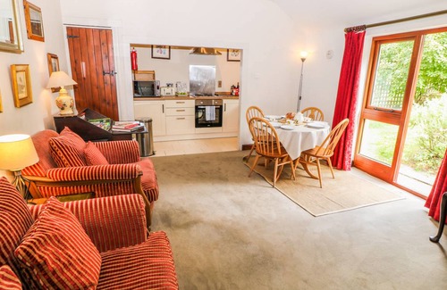 Hinton Cottage | 105 m² Cottage ∙ 2 bedrooms ∙ 4 guests