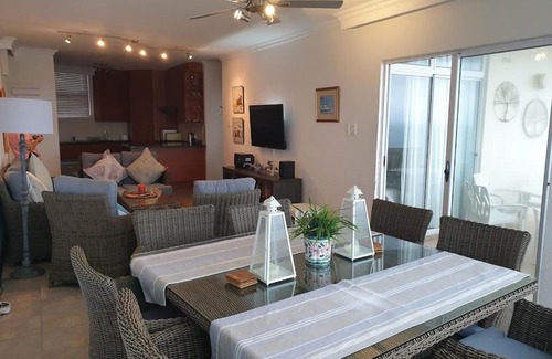 Umhlanga Apartment | 105 Sea Lodge