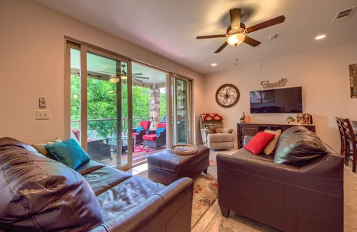 New Braunfels Condo | 109 m² Condo ∙ 3 bedrooms ∙ 8 guests