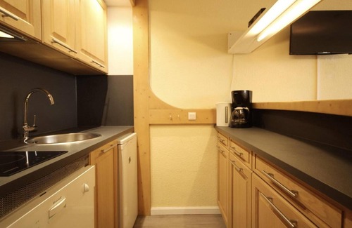 Arc-1800 Apartment | 10m from ski slopes, 1st floor, view valley, balcony, tv, 33m², Les Arcs