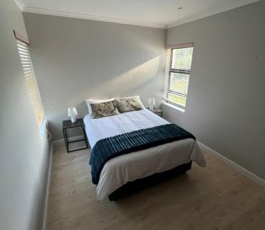 Raithby Villa | 11 Raithby Retreat