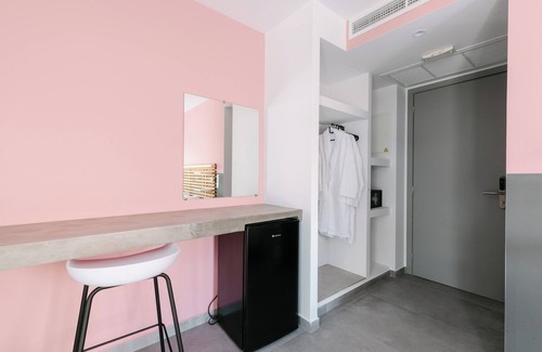 Kerameikos Apartment | 11 Reasons Why Metaxourgeio