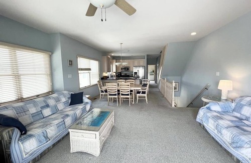 Townsend's Inlet Condo | 110 70th St, Unit:East