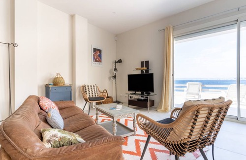 8th Arrondissement House | 110 m² House ∙ 3 bedrooms ∙ 6 guests