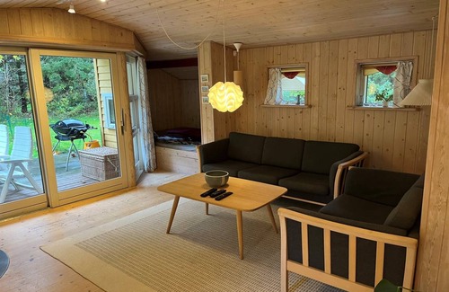 Strandby House | 110 m² House ∙ 3 bedrooms ∙ 6 guests