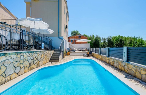 Rojci Villa | 110 m² Villa ∙ 2 bedrooms ∙ 6 guests