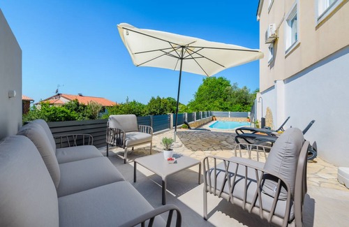 Rojci Villa | 110 m² Villa ∙ 2 bedrooms ∙ 6 guests