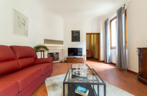 Santa Croce Apartment | 110 sqm apartment 6 sleeps in Santa Croce