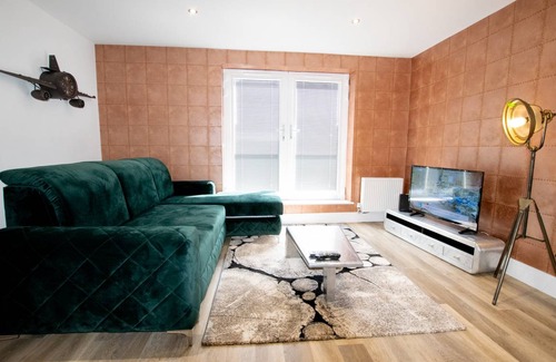 Bristol Apartment | 111 m² Apartment ∙ 2 bedrooms ∙ 6 guests