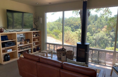 Ukiah House | 114 m² House ∙ 2 bedrooms ∙ 5 guests