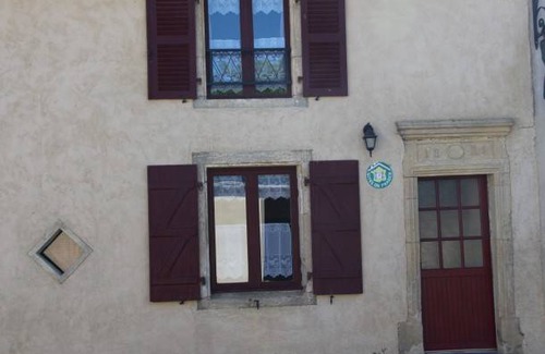 Halles-sous-les-Cotes House | 115 m² House ∙ 3 bedrooms ∙ 6 guests