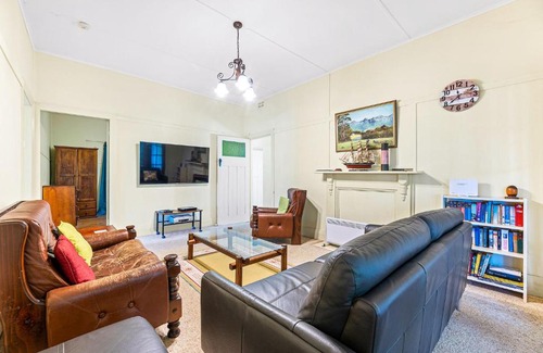 Narooma House | 12 Bluewater Drive Narooma
