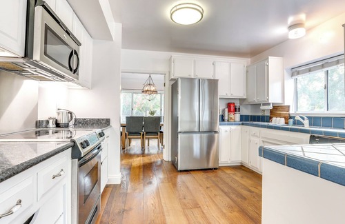 Fair Oaks House | 12 Mi to Folsom Historic District: NorCal Getaway