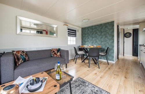 Oisterwijk Ski Chalet | 12, Nature, AC, Serenity, Cycling, Hiking & Terraces!