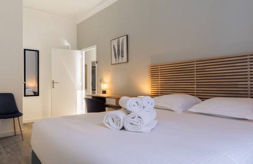 Prefecture Apartment | 120 m² Apartment ∙ 4 bedrooms ∙ 7 guests