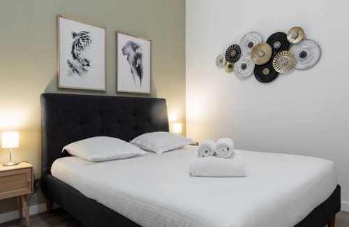 Prefecture Apartment | 120 m² Apartment ∙ 4 bedrooms ∙ 7 guests