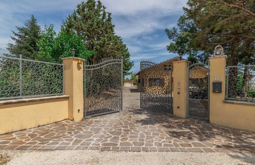 Urbisaglia Apartment | 120 m² Apartment ∙ 3 bedrooms ∙ 7 guests