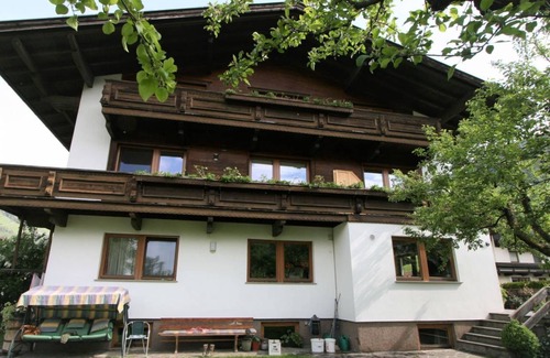 Hippach Apartment | 120 m² Apartment ∙ 3 bedrooms ∙ 8 guests