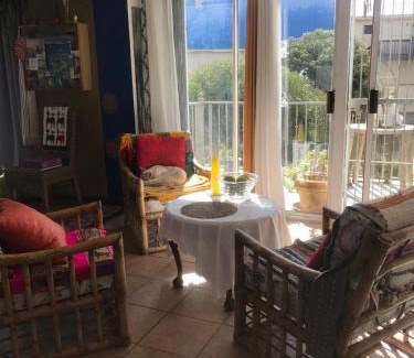 Pringle Bay Apartment | 120 steps to the beach