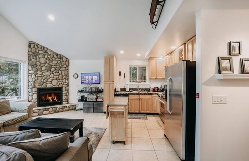 Glacier Cabin | 123 m² Cabin ∙ 3 bedrooms ∙ 8 guests